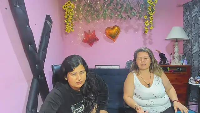 lesbiancuple online show from 02.19.26
