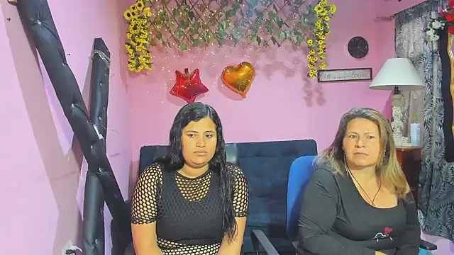 lesbiancuple online show from 02.24.26