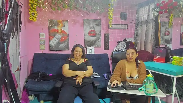 lesbiancuple online show from 06.12.26