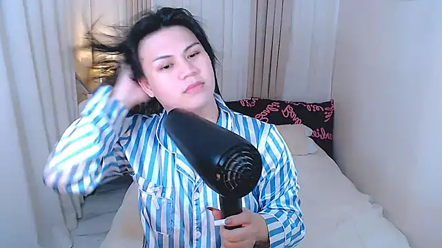 Snapshot of Mimi_Cums chatting on 11.01.25 Mimi Cums online show from 11.01.25