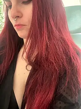 LunaMoongirl online show from 09.25.25