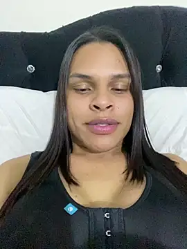 Snapshot of _diamondpamela chatting on 05.21.26 diamondpamela online show from 05.21.26