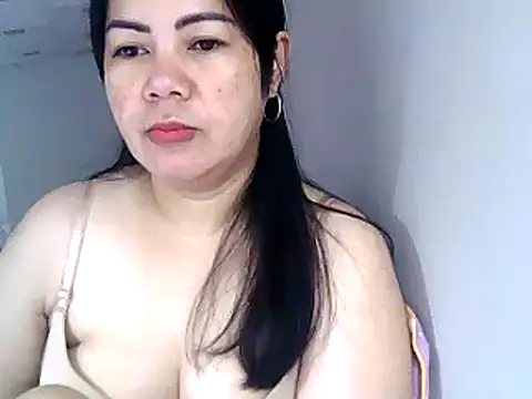 starlete69 online show from 12.20.24