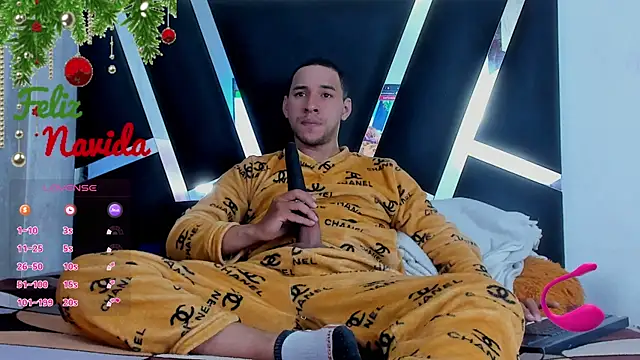 Snapshot of petter_coleman_ chatting on 01.03.25 petter coleman online show from 01.03.25