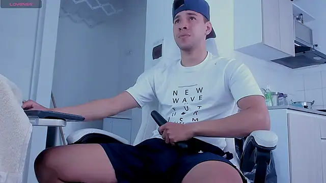 Snapshot of petter_coleman_ chatting on 02.21.25 petter coleman online show from 02.21.25