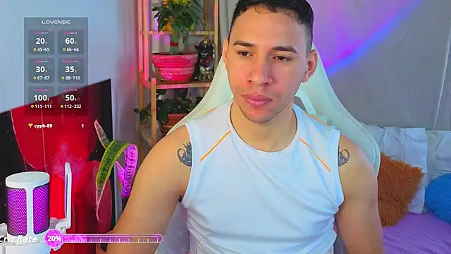 Snapshot of petter_coleman_ chatting on 10.08.25 petter coleman online show from 10.08.25