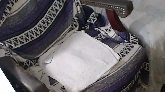 QueenDenizeAndTheCaptain online show from 10.17.25