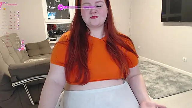 Snapshot of Mia_Bows chatting on 02.17.25 Mia Bows online show from 02.17.25