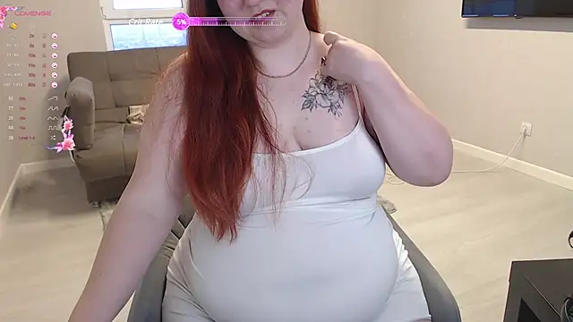 Snapshot of Mia_Bows chatting on 03.15.25 Mia Bows online show from 03.15.25