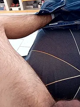 mickzizi online show from 04.08.26