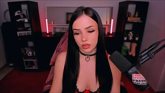 Snapshot of SofiRusselle chatting on 02.09.26 SofiRusselle online show from 02.09.26