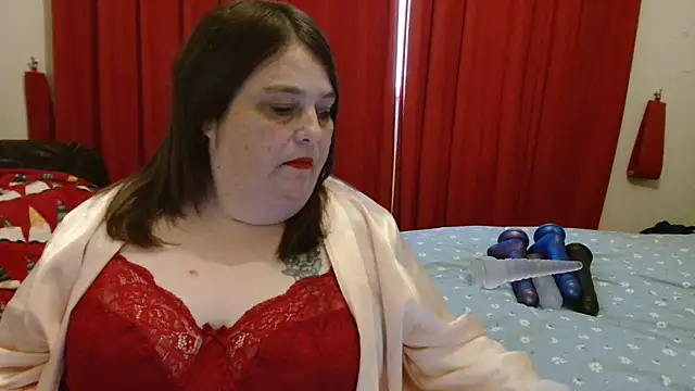 Snapshot of HouseWifeWhore_Milf chatting on 09.17.25 HouseWifeWhore Milf online show from 09.17.25