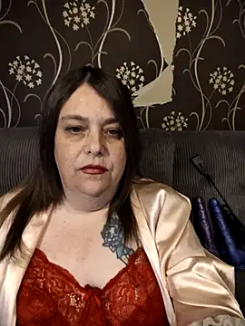 Snapshot of HouseWifeWhore_Milf chatting on 05.05.26 HouseWifeWhore Milf online show from 05.05.26
