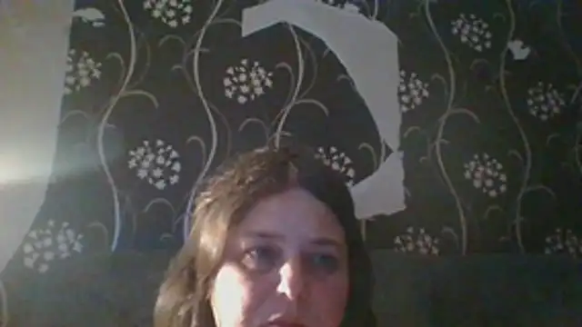 Snapshot of HouseWifeWhore_Milf chatting on 06.15.26 HouseWifeWhore Milf online show from 06.15.26