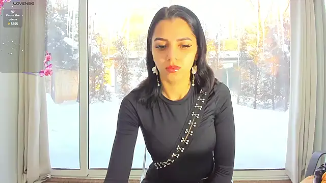 Sarabecker online show from 02.21.25