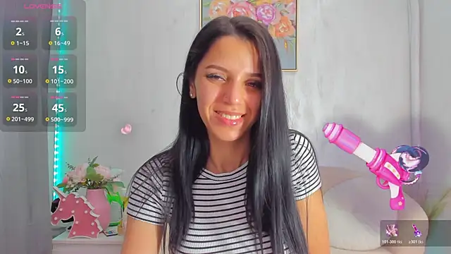 Snapshot of Sarabecker chatting on 07.15.26 Sarabecker online show from 07.15.26