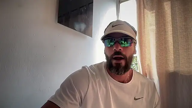 romeolovedark online show from 12.20.25