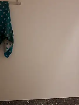 Moi Lina online show from 09.15.25