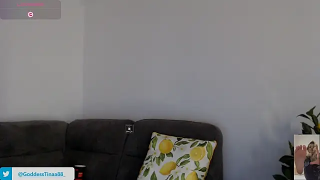 Snapshot of Goddess_Tina chatting on 04.17.26 Goddess Tina online show from 04.17.26