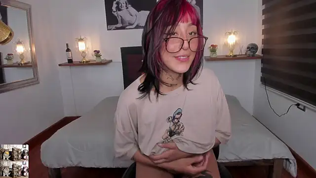 Snapshot of Mariana_Joness chatting on 01.21.25 Mariana Joness online show from 01.21.25