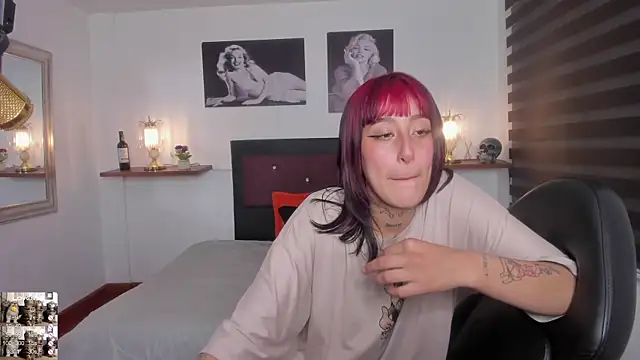 Snapshot of Mariana_Joness chatting on 01.21.25 Mariana Joness online show from 01.21.25