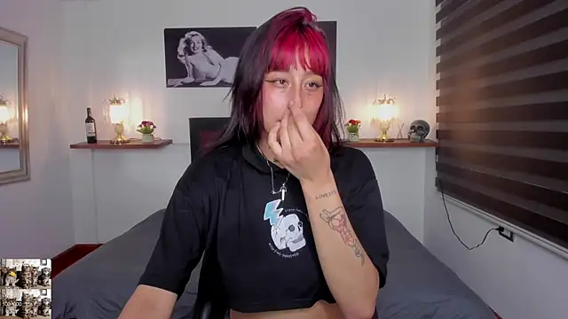 Snapshot of Mariana_Joness chatting on 02.04.25 Mariana Joness online show from 02.04.25