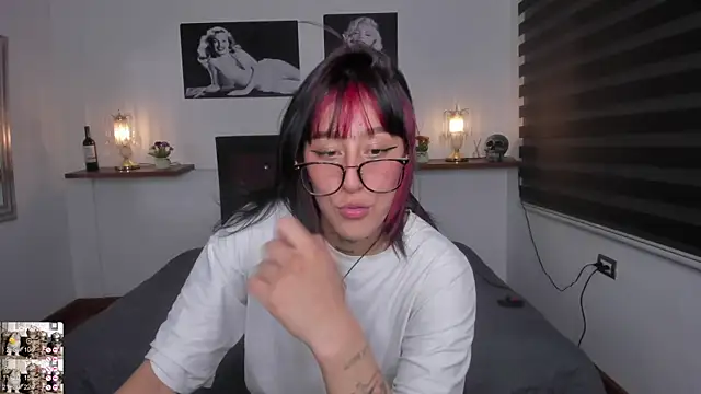 Snapshot of Mariana_Joness chatting on 02.20.25 Mariana Joness online show from 02.20.25