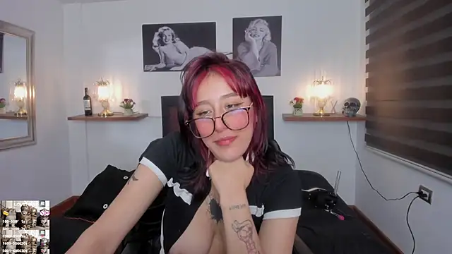 Snapshot of Mariana_Joness chatting on 03.23.25 Mariana Joness online show from 03.23.25