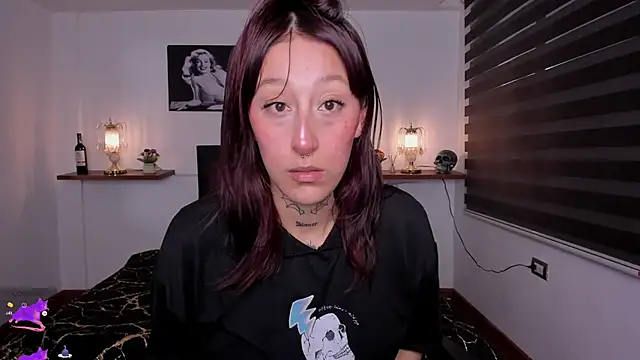 Snapshot of Mariana_Joness chatting on 10.03.25 Mariana Joness online show from 10.03.25