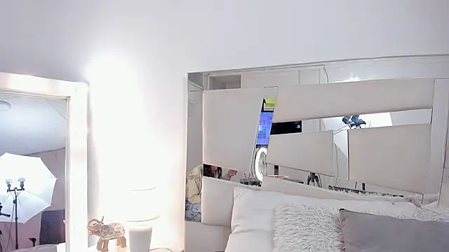 Snapshot of Mariana_Joness chatting on 01.14.26 Mariana Joness online show from 01.14.26