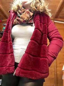 DaisyVibesss online show from 12.28.24