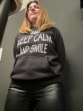 DaisyVibesss online show from 03.16.25