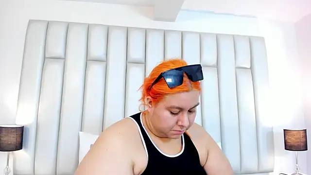 Snapshot of aandreaperez chatting on 02.24.25 aandreaperez online show from 02.24.25