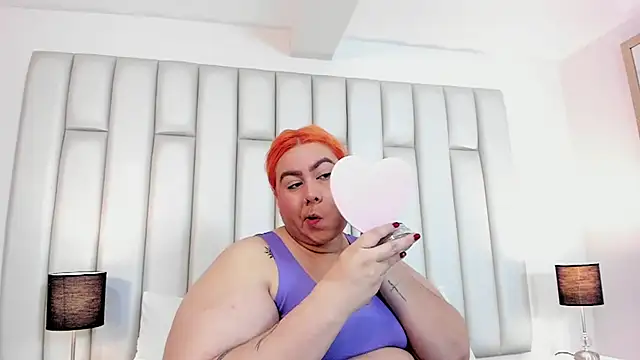 Snapshot of aandreaperez chatting on 03.19.25 aandreaperez online show from 03.19.25