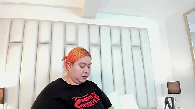 Snapshot of aandreaperez chatting on 09.20.25 aandreaperez online show from 09.20.25