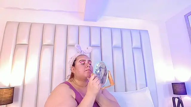 Snapshot of aandreaperez chatting on 01.17.26 aandreaperez online show from 01.17.26