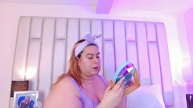 Snapshot of aandreaperez chatting on 02.10.26 aandreaperez online show from 02.10.26