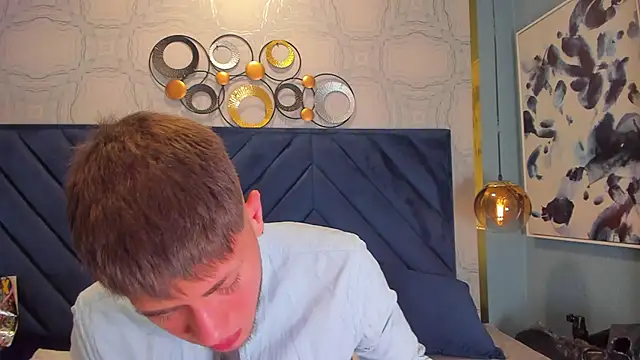 Snapshot of SebastianMaximoff chatting on 12.29.24 SebastianMaximoff online show from 12.29.24