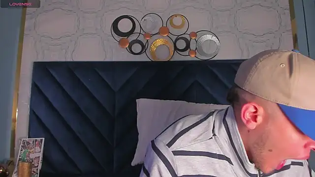 Snapshot of SebastianMaximoff chatting on 01.13.25 SebastianMaximoff online show from 01.13.25