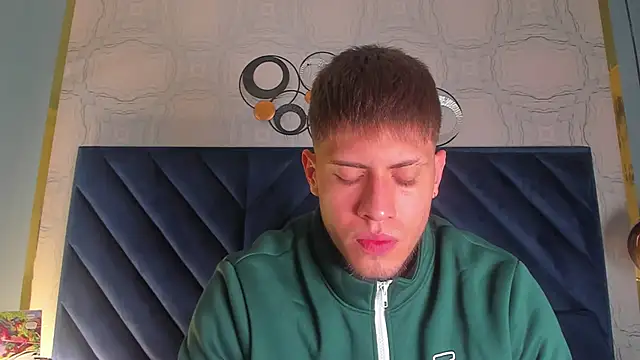 Snapshot of SebastianMaximoff chatting on 01.17.25 SebastianMaximoff online show from 01.17.25