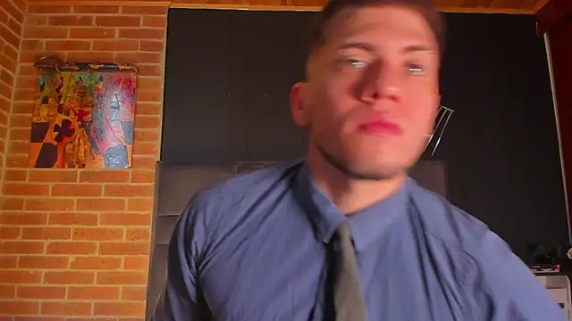 Snapshot of SebastianMaximoff chatting on 03.11.25 SebastianMaximoff online show from 03.11.25