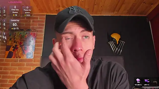 Snapshot of SebastianMaximoff chatting on 03.15.25 SebastianMaximoff online show from 03.15.25