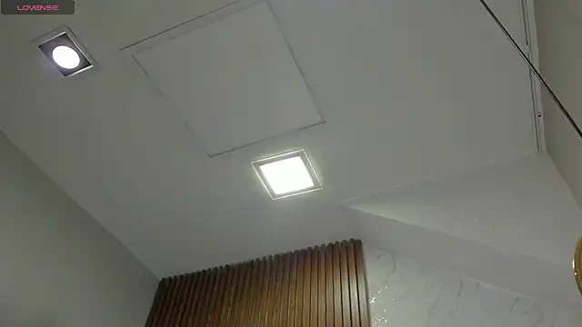 Snapshot of SebastianMaximoff chatting on 10.14.25 SebastianMaximoff online show from 10.14.25