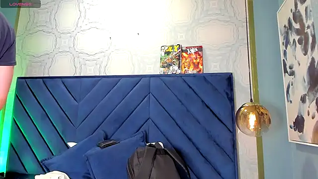 Snapshot of SebastianMaximoff chatting on 11.22.25 SebastianMaximoff online show from 11.22.25