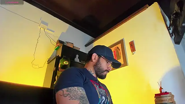 CamiloGray  online show from 12.04.25