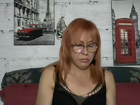 divahot08 online show from 02.20.25