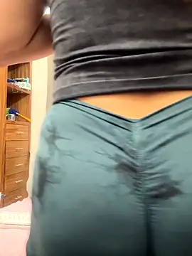 Snapshot of mariatudulceadiccion chatting on 11.10.25 mariatudulceadiccion online show from 11.10.25