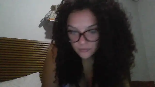 Snapshot of amorcaradepau_ chatting on 06.04.26 amorcaradepau online show from 06.04.26