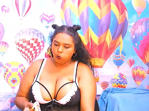 Snapshot of Indianfairy99 chatting on 01.31.25 Indianfairy99 online show from 01.31.25