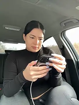 clairewntr online show from 12.21.24